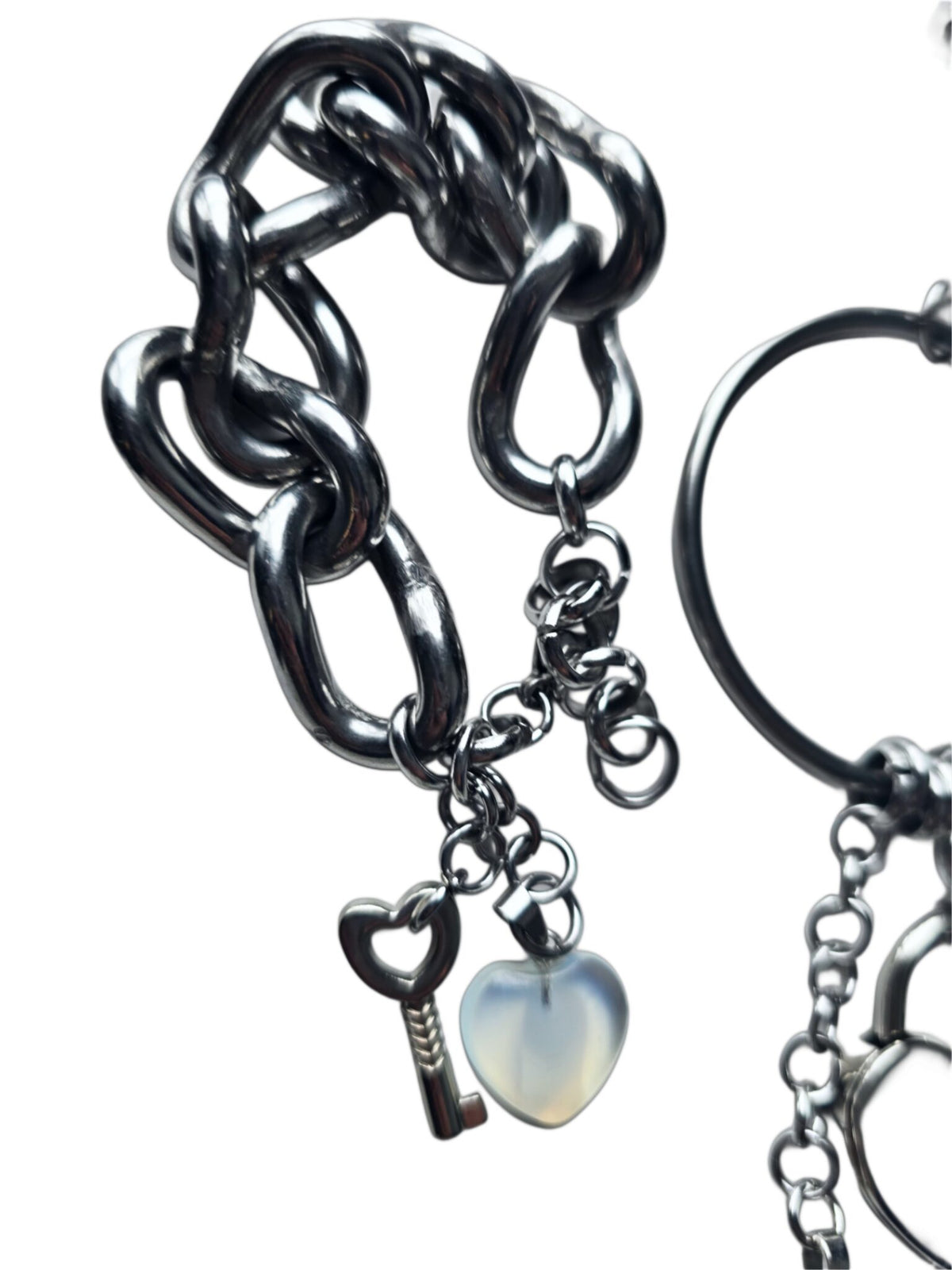 Opalescent/Heart/with bracelet